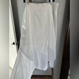 Chico's White Asymmetrical Skirt, size XL